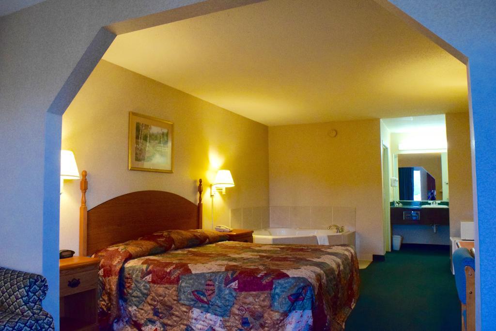 Wadley Inn Екстер'єр фото