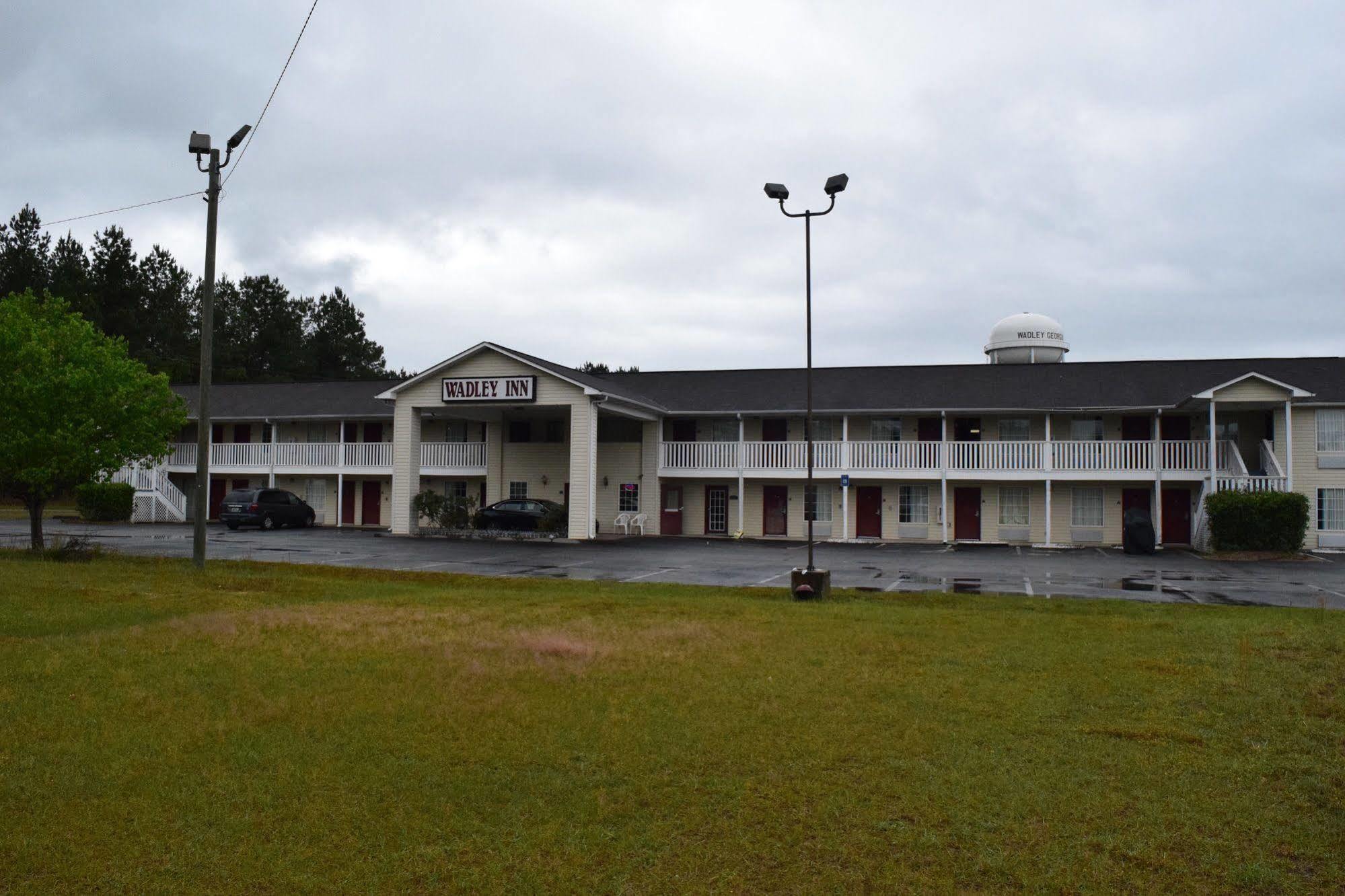 Wadley Inn Екстер'єр фото